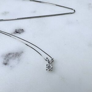 14k White Gold Solitaire Diamond Necklace